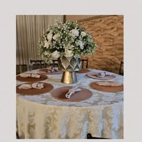 Mesa decorada para recepção